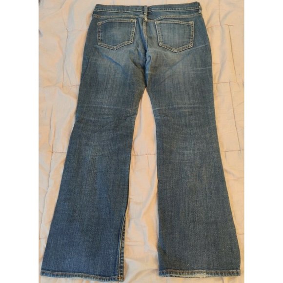 Old Navy Women's Diva Blue Denim Jeans: Short (size 8) - Picture 7 of 8